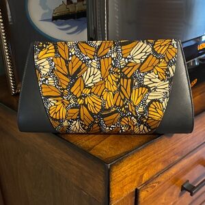 Elegant Butterfly Pattern Clutch in Black and Orange